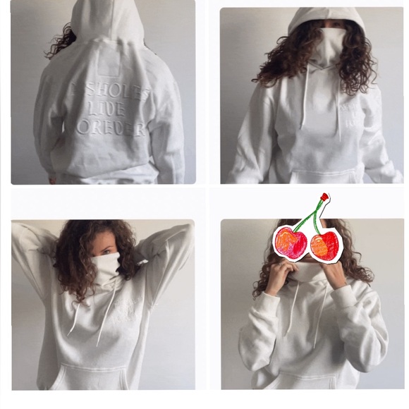 Unisex White
Embroidered Hoodie With Built in
Facemask Large - Picture 13 of 17